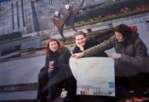 Sarah Hampton (left) with Mark Kennedy, Dublin, 2005