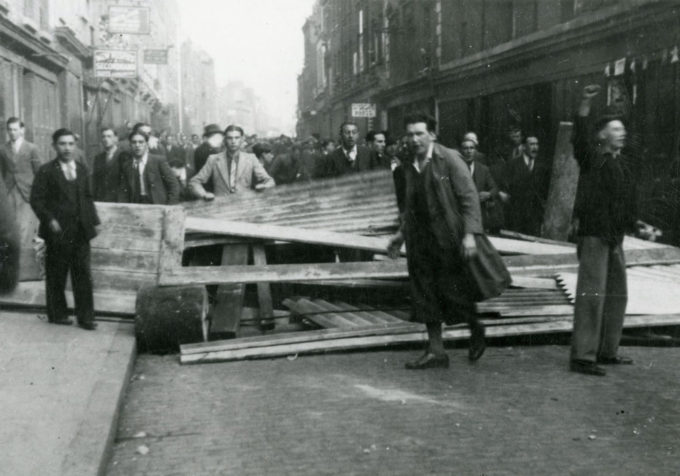 Barricade on Cable Street, 4 October 1936